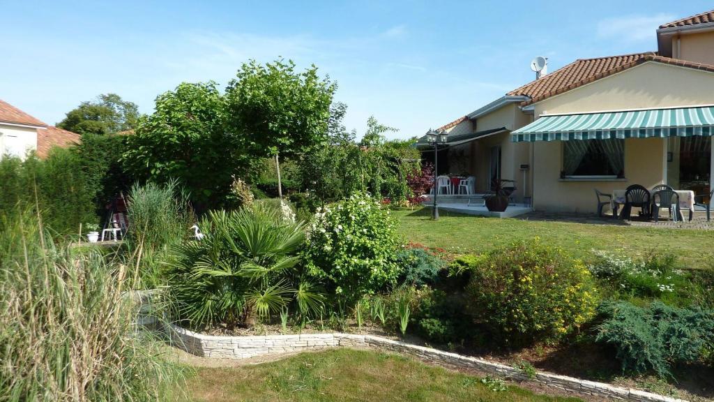 Chambres D'Hotes De L'Auraine Limoges Kültér fotó